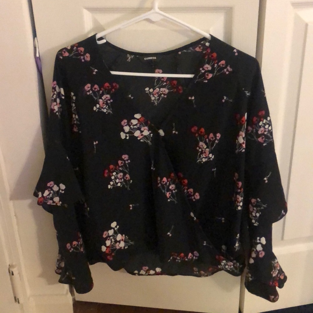 Express flowy floral top